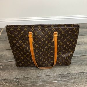 Louis Vuitton authentic tote luco